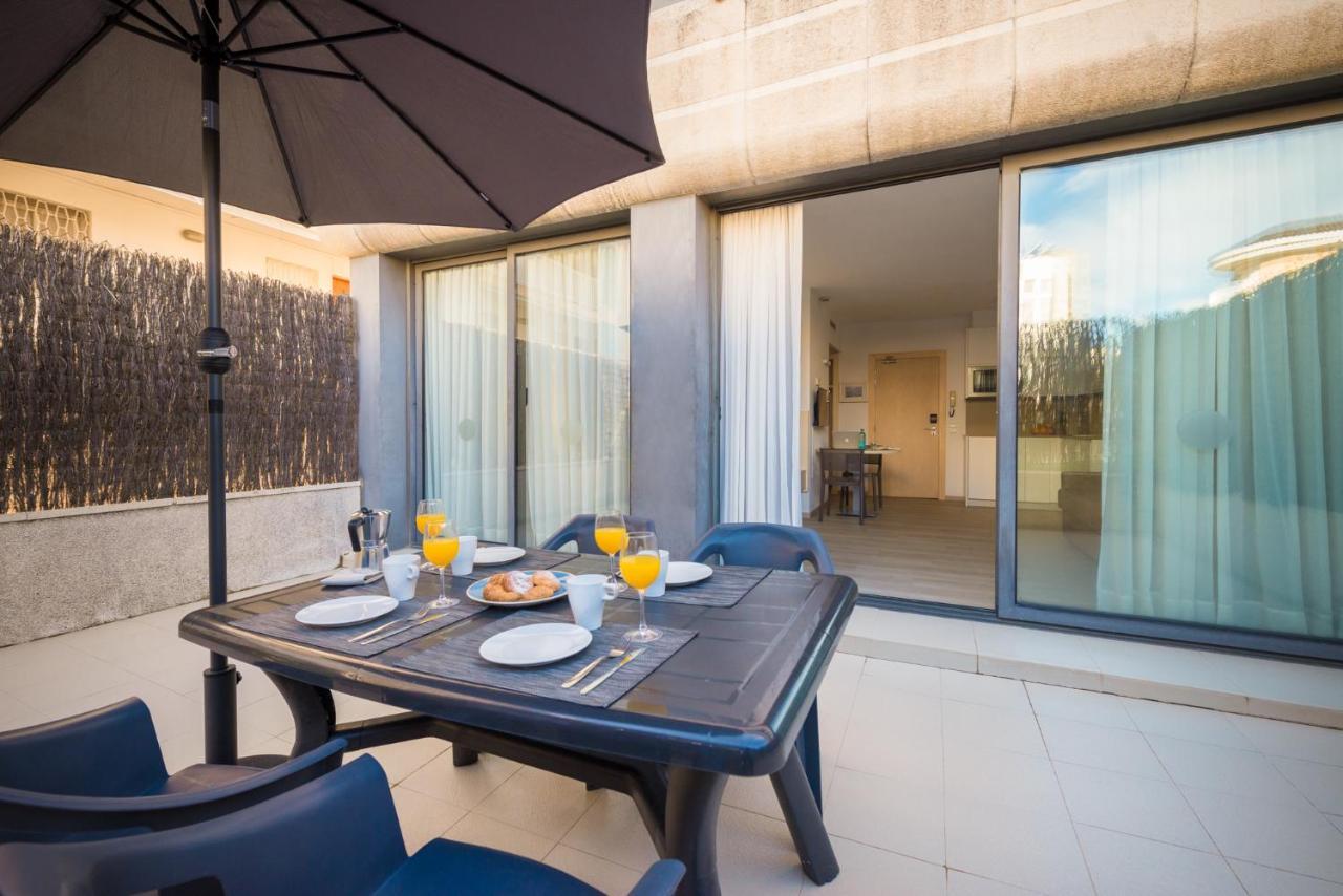 Atenea Park Suites & Apartments Vilanova i la Geltrú Exterior foto